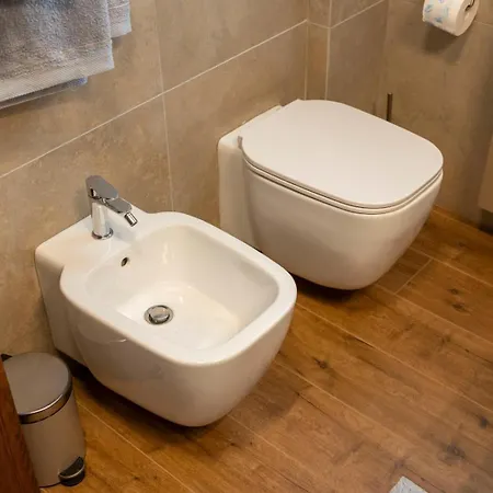 Apartment Altissimood, Ospitar *