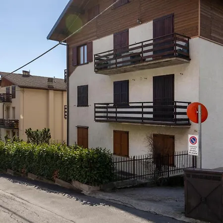 Altissimood, Ospitar Apartment Borno