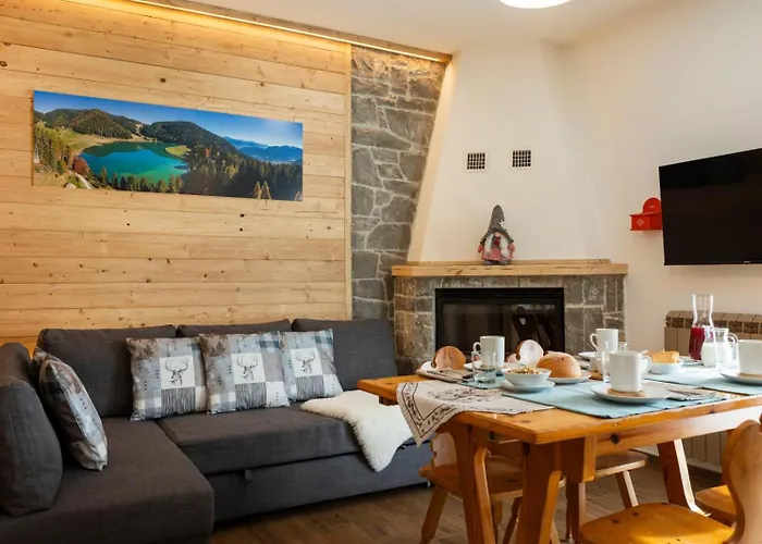 Apartment Altissimood, Ospitar